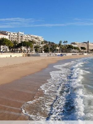 cote d'azur (french riviera)_ cannes beach
